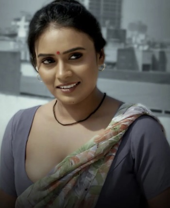 Actress Pihu Singh is playing the title role of Angoori in Ullu Web Series 'Angoori'.